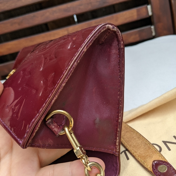 Louis Vuitton  Monogram Vernis Leather Clutch mini bag for special days - Picture 5 of 11